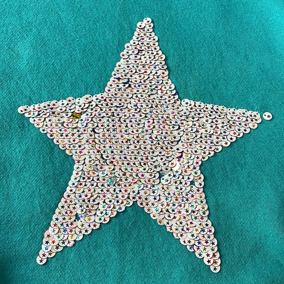 + GAP + Movable Sequins Sweatshirt - Picture 3 of 6